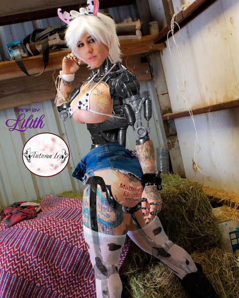 File:Lilith AutumnIvy CowGirl 01.png
