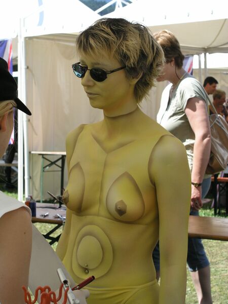 File:Golden android girl body painting c.jpg