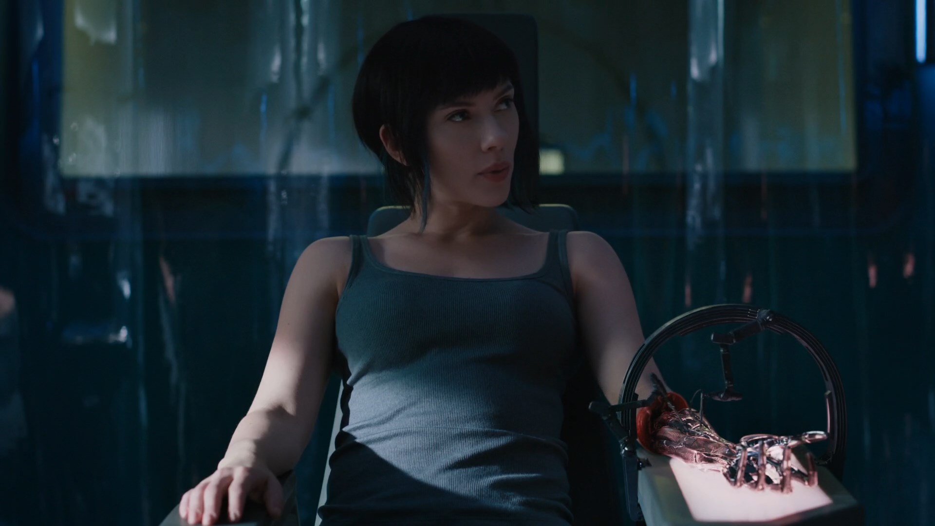 File:Ghost in the Shell (2017) 125.jpg - FembotWiki